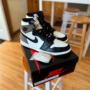 Nike Air Jordan 1 High Mocha